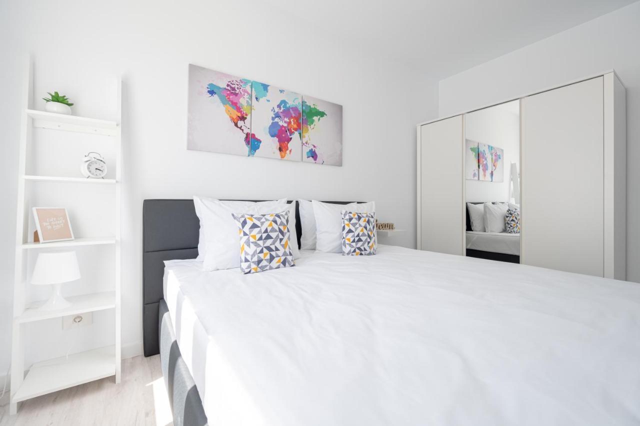 Trendy Flat By The Oradea